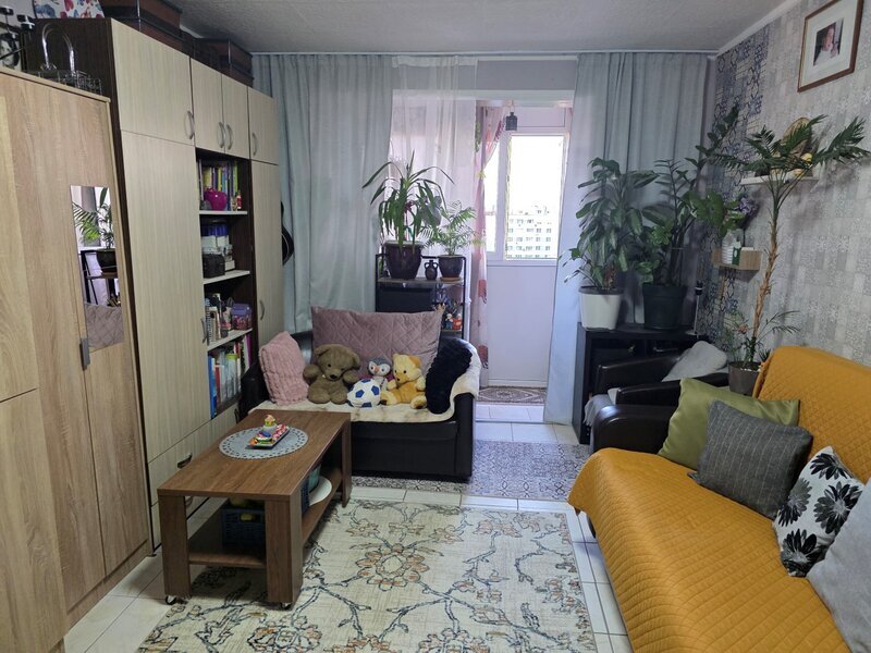 Titan, piata Salajan