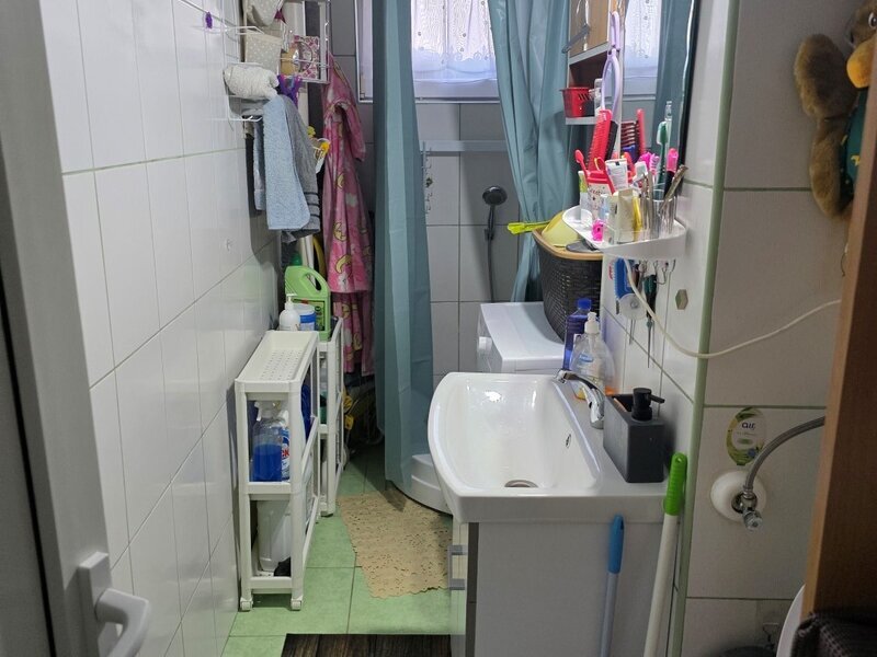 Titan, piata Salajan